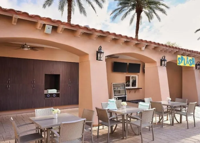 Enjoy Two Outdoor Pools In Setting 1bd * Scottsdale